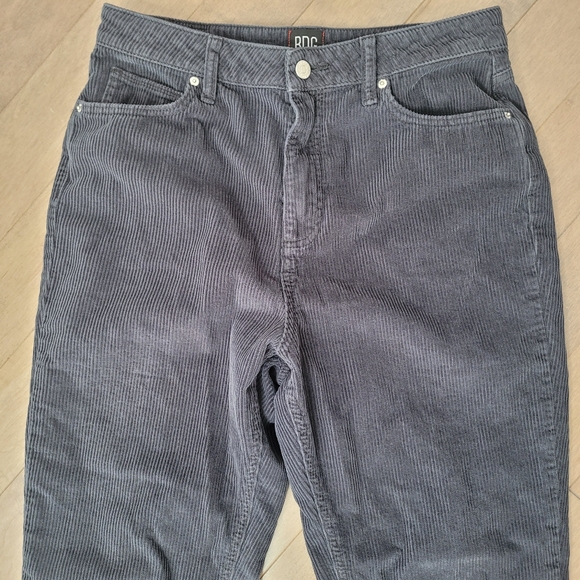 BDG Urban Outfitters navy blue mom high rise corduroy pants size 30 - Picture 6 of 9